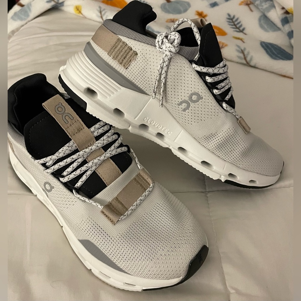 NWOT On Cloud Nova White | Sand